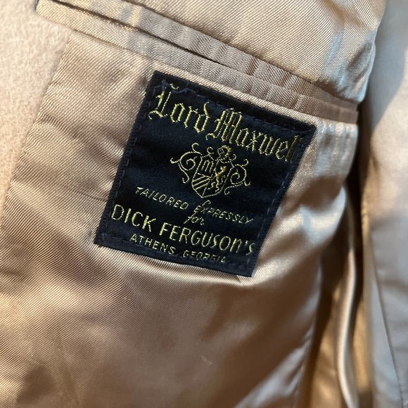 Custom tailored camel hair - Picture 3 of 4